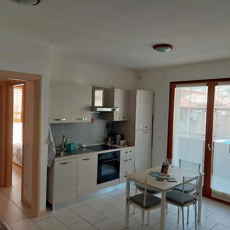 Bilocale Luminoso, Ottima Posizione Apartment ซอนดริโอ ภายนอก รูปภาพ